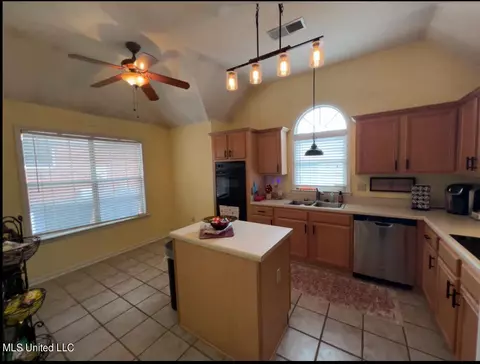 Other - 6351 Cheyenne Dr, Olive Branch, MS 38654 photo 1 of 5