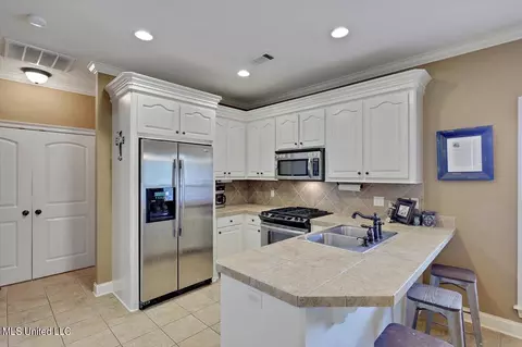 1004 Hampton Way, Florence, MS 39073 photo 10