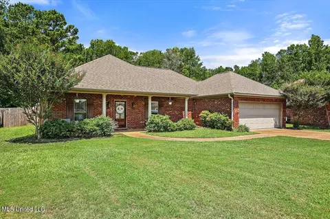 1004 Hampton Way, Florence, MS 39073 photo 3
