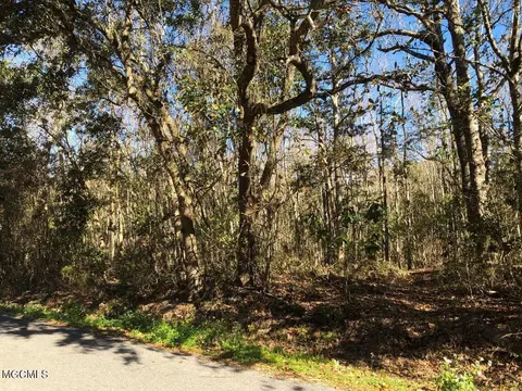 lot19 S 2nd St, Ocean Springs, MS 39564
