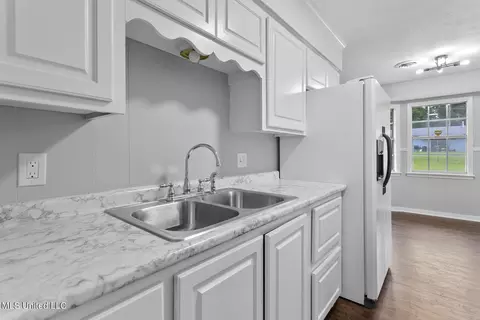 4647 Norway Dr, Jackson, MS 39206 photo 8