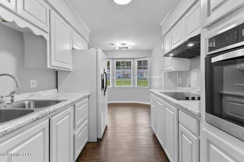 4647 Norway Dr, Jackson, MS 39206 photo 7