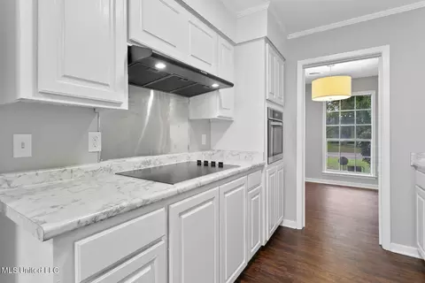 4647 Norway Dr, Jackson, MS 39206 photo 9