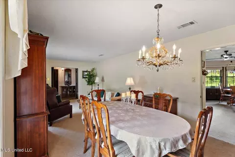 5227 Forest Hill Rd, Byram, MS 39272 photo 9