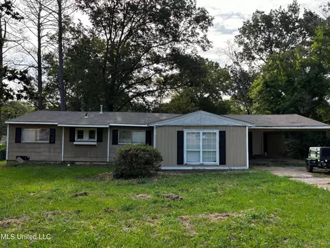 2732 Woodside Dr, Jackson, MS 39204