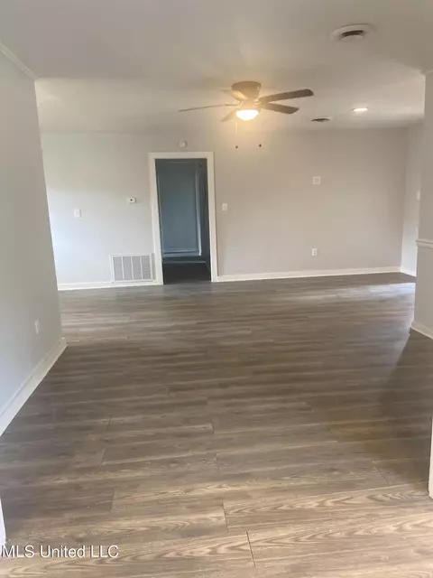 1259 Winterview Dr, Jackson, MS 39211 photo 5