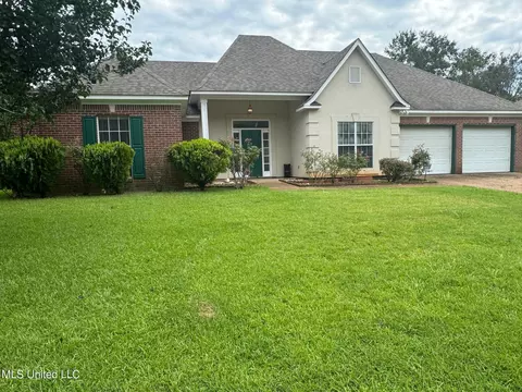 233 Southwind Dr, Richland, MS 39218