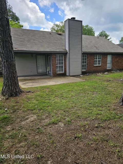 Exterior - 449 Riverbend Dr, Byram, MS 39272 photo 2 of 2