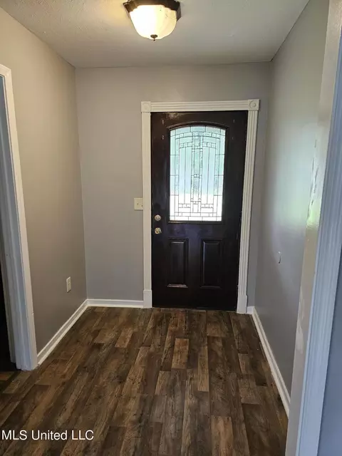 Entry Way - 449 Riverbend Dr, Byram, MS 39272 photo 1 of 1
