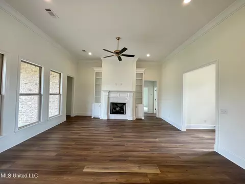 236 Baleigh Dr, Canton, MS 39046 photo 9
