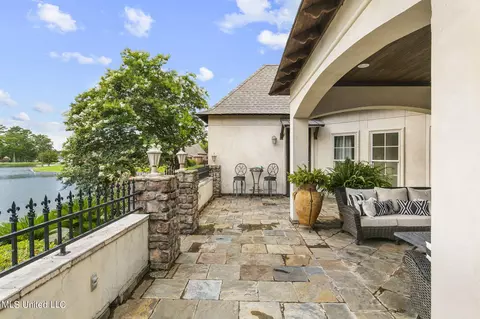 Exterior - 504 Jasper Cir, Flowood, MS 39232 photo 11 of 16