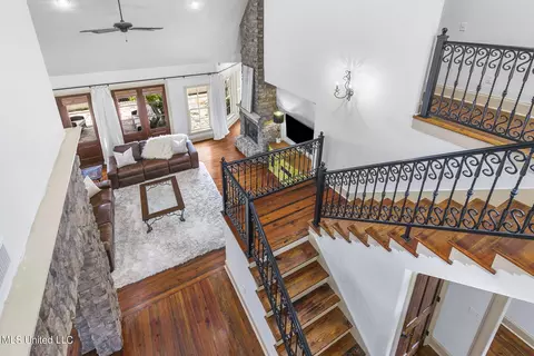 Entry Way - 504 Jasper Cir, Flowood, MS 39232 photo 9 of 12