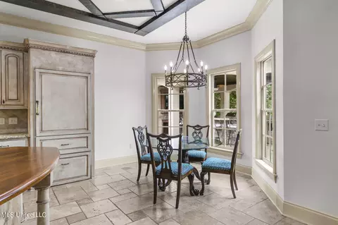 Dining - 504 Jasper Cir, Flowood, MS 39232 photo 3 of 4