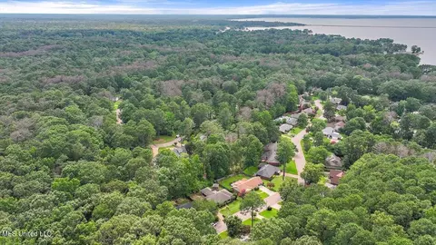 161 Hanover Dr, Brandon, MS 39047 photo 37