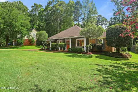161 Hanover Dr, Brandon, MS 39047 photo 2