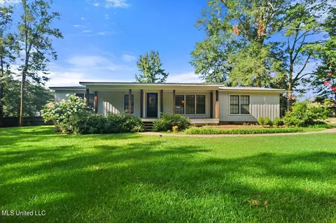 480 Busick Well Rd, Brandon, MS 39042