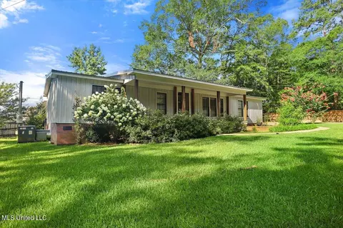 480 Busick Well Rd, Brandon, MS 39042 photo 2