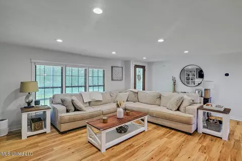 480 Busick Well Rd, Brandon, MS 39042 photo 7
