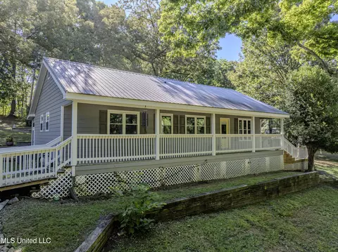 1034 Graham Rd, Coldwater, MS 38618