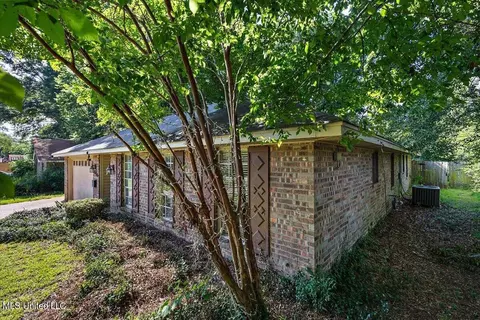 Exterior - 1540 Westbrook Rd, Jackson, MS 39211 photo 1 of 1