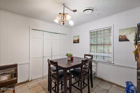 Dining - 1540 Westbrook Rd, Jackson, MS 39211 photo 1 of 1