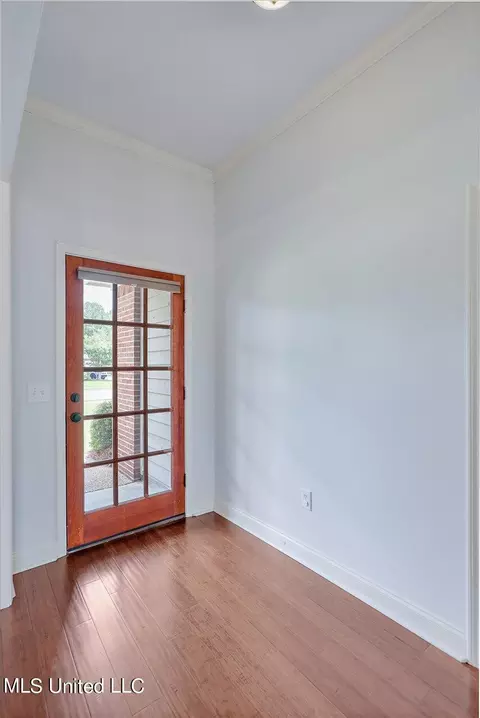 Entry Way - 127 Susan Ln, Brandon, MS 39042 photo 1 of 1
