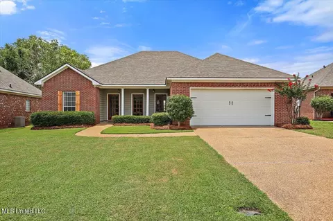 Exterior - 127 Susan Ln, Brandon, MS 39042 photo 2 of 4