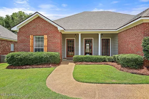 Exterior - 127 Susan Ln, Brandon, MS 39042 photo 4 of 4