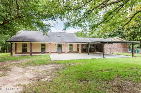 13611 W Echo Dr, Gulfport, MS 39503