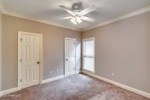 Bedroom - 142 Pine Ridge Cir, Brandon, MS 39047 photo 6 of 11