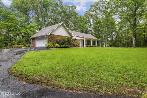 Exterior - 1909 Timberlake Pl, Byram, MS 39272 photo 5 of 28