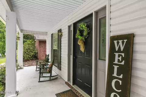 Exterior - 1909 Timberlake Pl, Byram, MS 39272 photo 11 of 28