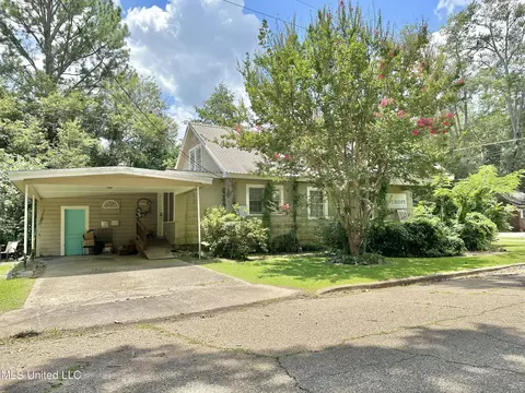 Other - 301 SE 5th Ave, Magee, MS 39111 photo 3 of 9