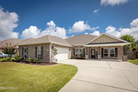 6673 Sugarcane Cir, Ocean Springs, MS 39564