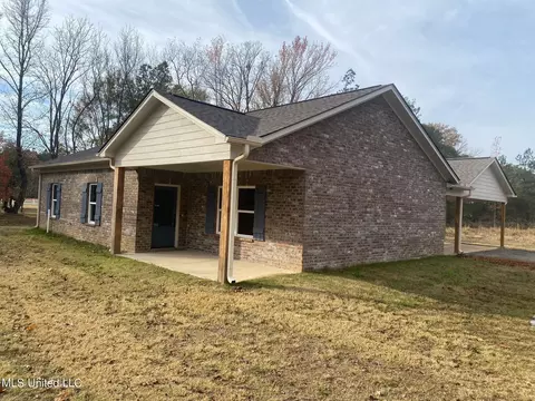 87 Ridge Rd, Sarah, MS 38665