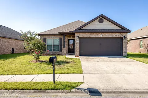 118 Clear Springs Cir, Ocean Springs, MS 39564