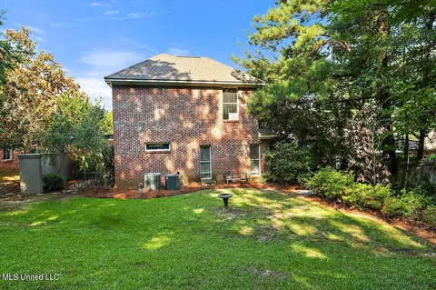 Exterior - 50 Azalea Pl, Brandon, MS 39047 photo 6 of 7