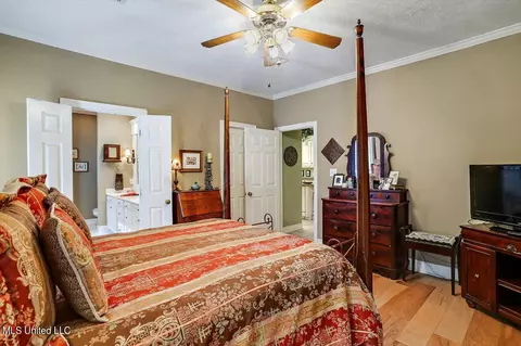 Bedroom - 50 Azalea Pl, Brandon, MS 39047 photo 2 of 4