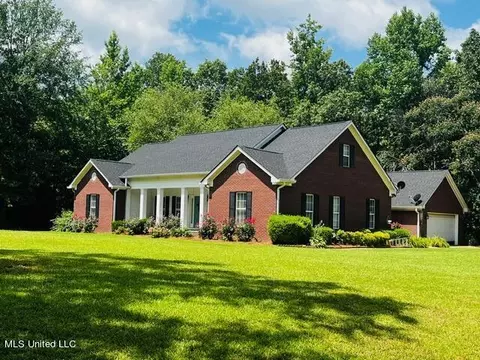 2742 Attala Rd 2132, Mccool, MS 39108