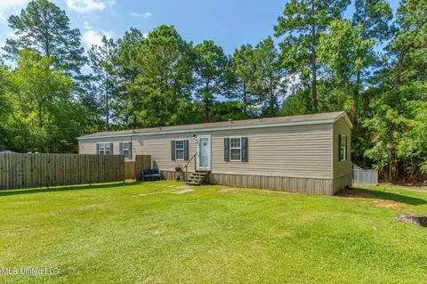496 Ovett Moselle Rd, Moselle, MS 39459