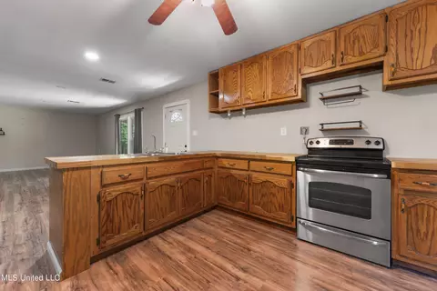 176 Long Leaf Rd, Lucedale, MS 39452 photo 7
