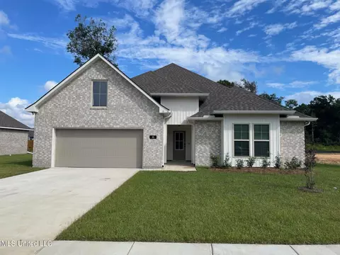 11 Alexandria Grace Dr, Long Beach, MS 39560