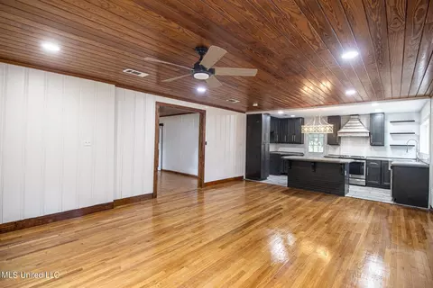 Living - 829 N First St, Wiggins, MS 39577 photo 1 of 4