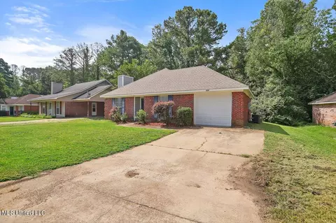 623 Edward Cv, Jackson, MS 39212 photo 3
