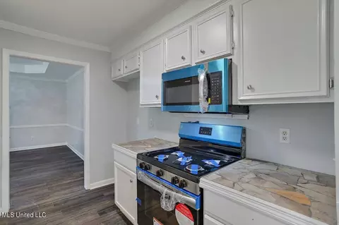 623 Edward Cv, Jackson, MS 39212 photo 11