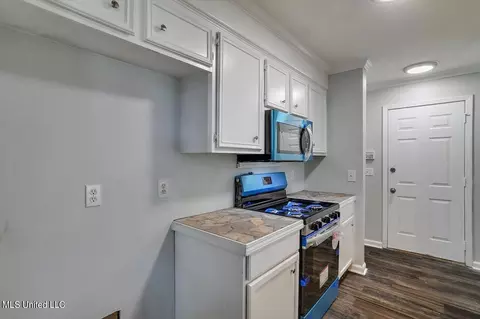 623 Edward Cv, Jackson, MS 39212 photo 9