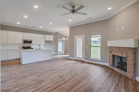 202 Jasmine Cove Cir, Brandon, MS 39042 photo 5