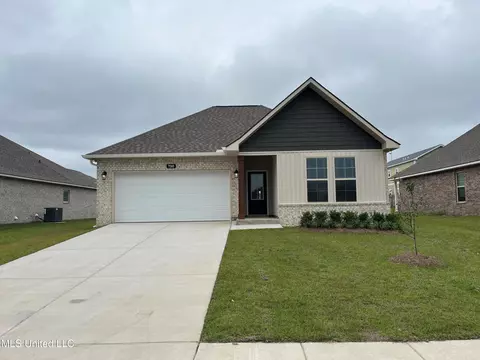 7245 Pencarrow Cir, Ocean Springs, MS 39564