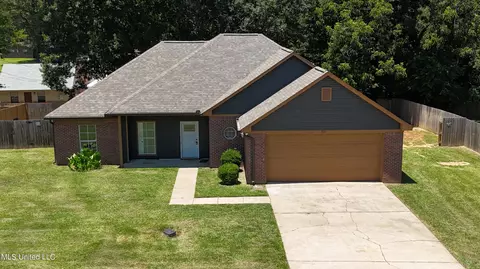 103 Copper Ln, Richland, MS 39218