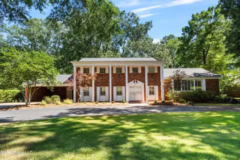 303 Cahill St, Senatobia, MS 38668